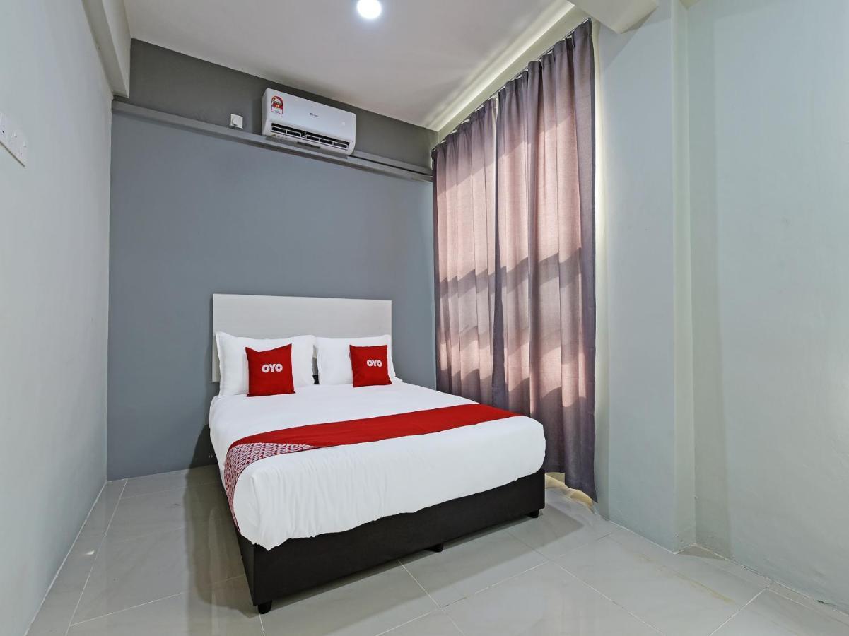 Oyo 90594 Hotel Casalink Paka Bagian luar foto