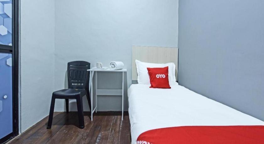 Oyo 90594 Hotel Casalink Paka Bagian luar foto