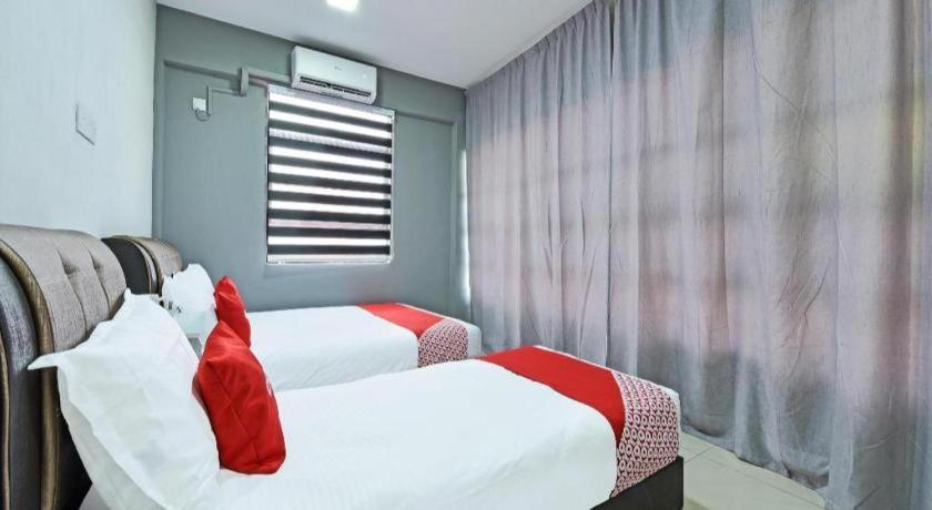 Oyo 90594 Hotel Casalink Paka Bagian luar foto