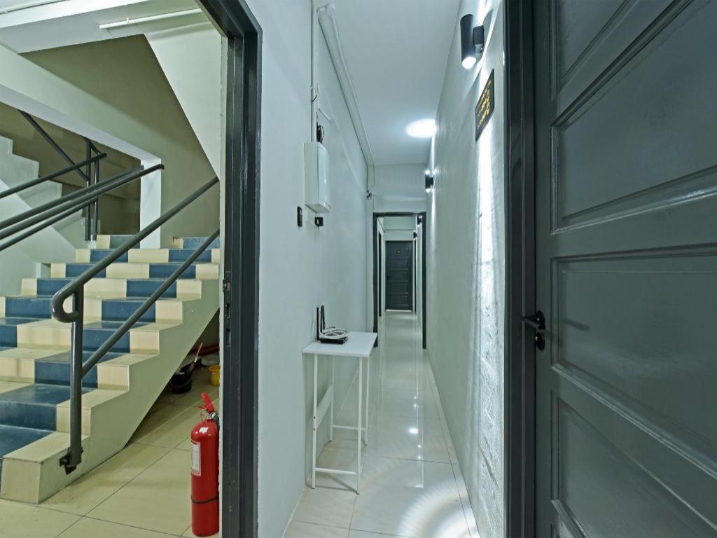 Oyo 90594 Hotel Casalink Paka Bagian luar foto